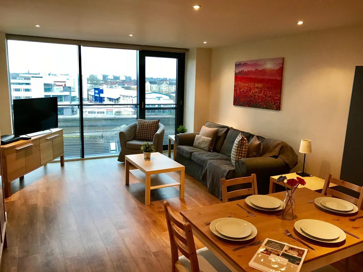 River Heights Glasgow Esterno foto
